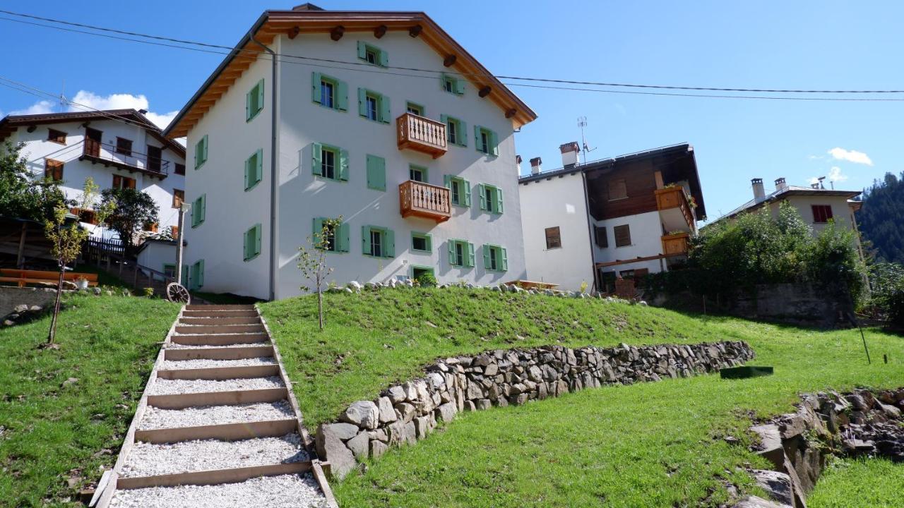Appartamenti La Rocia Rocca Pietore Kültér fotó